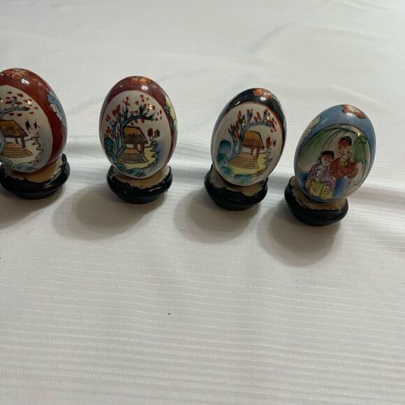 Lot Of 5 Vintage Ceramic Hand Painted Asian Japanese Eggs - Picture 6 of 7